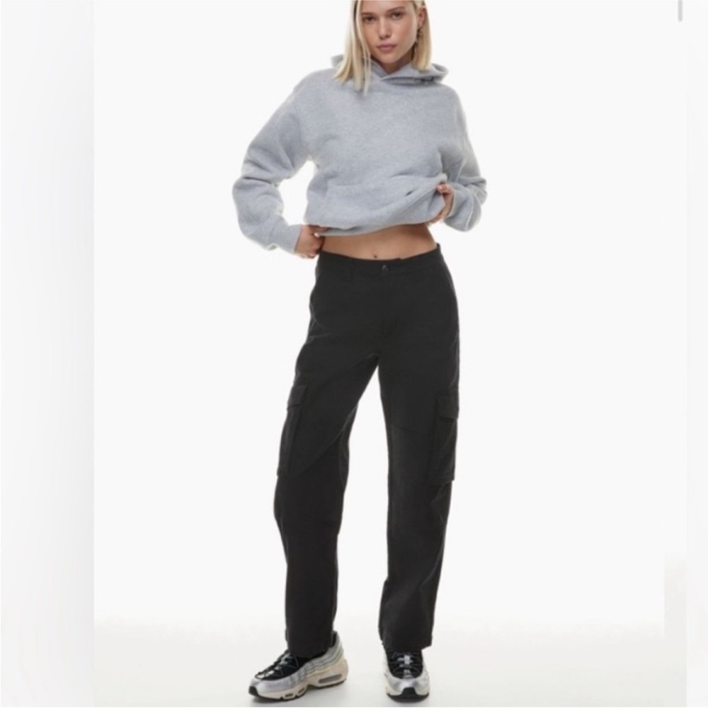 Aritzia TNA Trooper Utility Cargo Black Pants Skater Sz 2